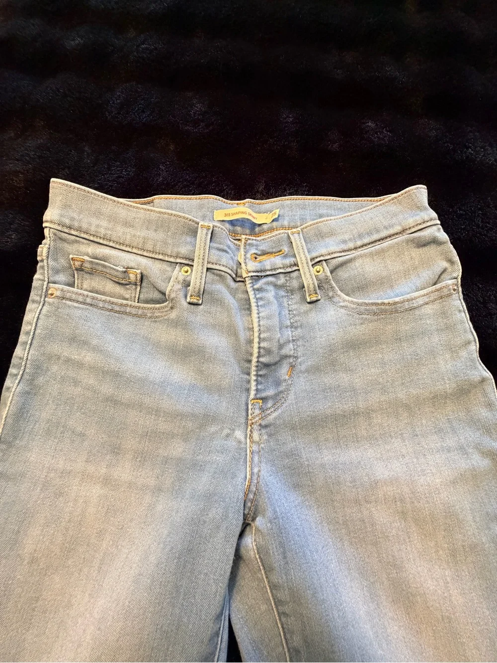 Levi's Women's Light Blue Shaping Skinny Jeans